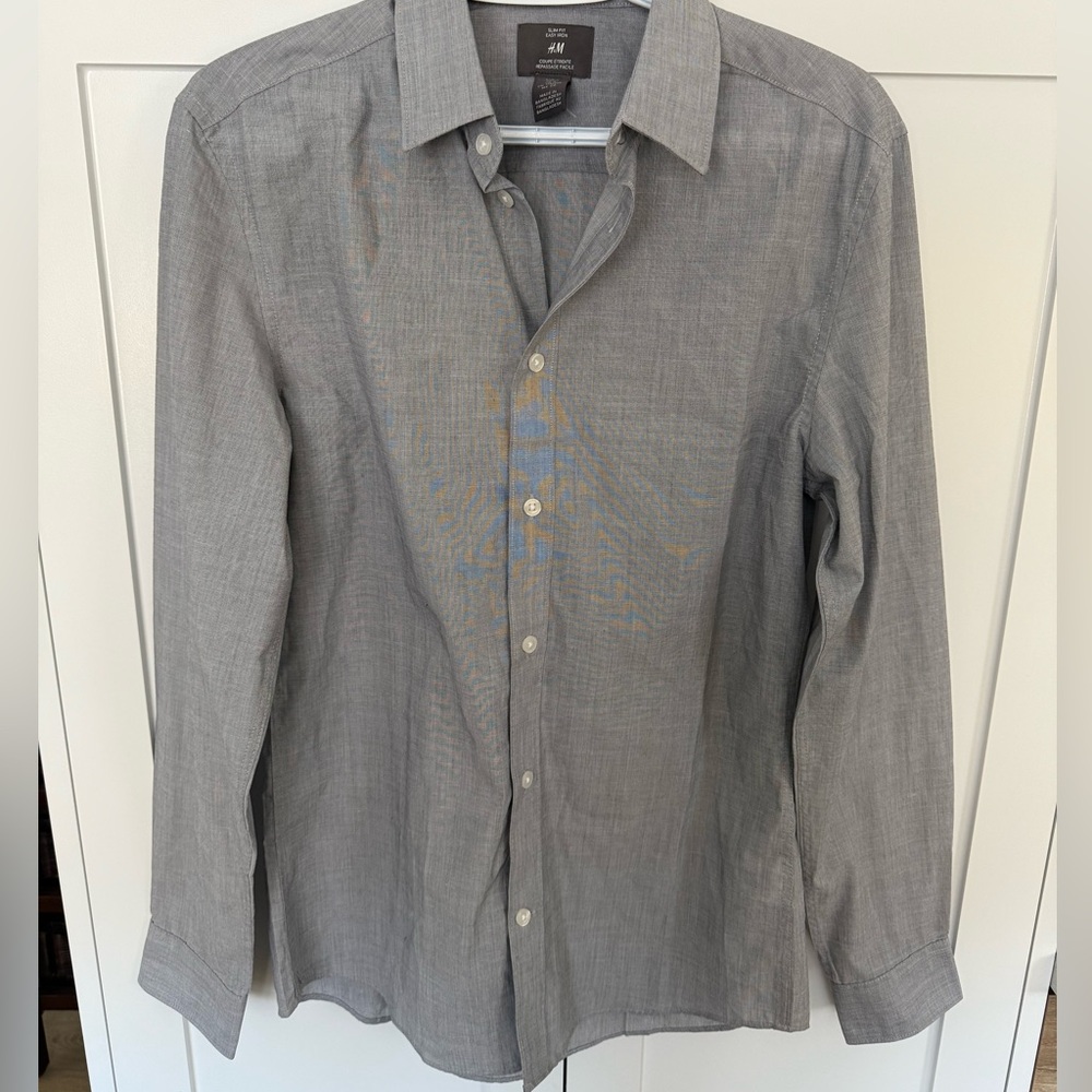 H&M Men's Classic Gray Shirt